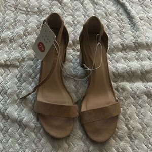 New with tags A New Day dress shoes.